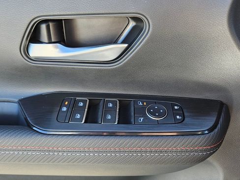 New 2026 Nissan Kicks SR w/ SR Premium Package image 29