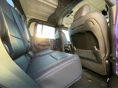 New 2026 Jeep Gladiator Sport image 25