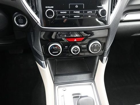 Used 2024 Subaru Forester Premium image 32