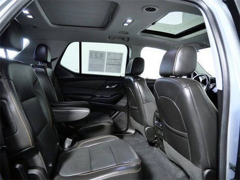 Used 2021 Chevrolet Traverse Premier w/ Redline Edition image 12