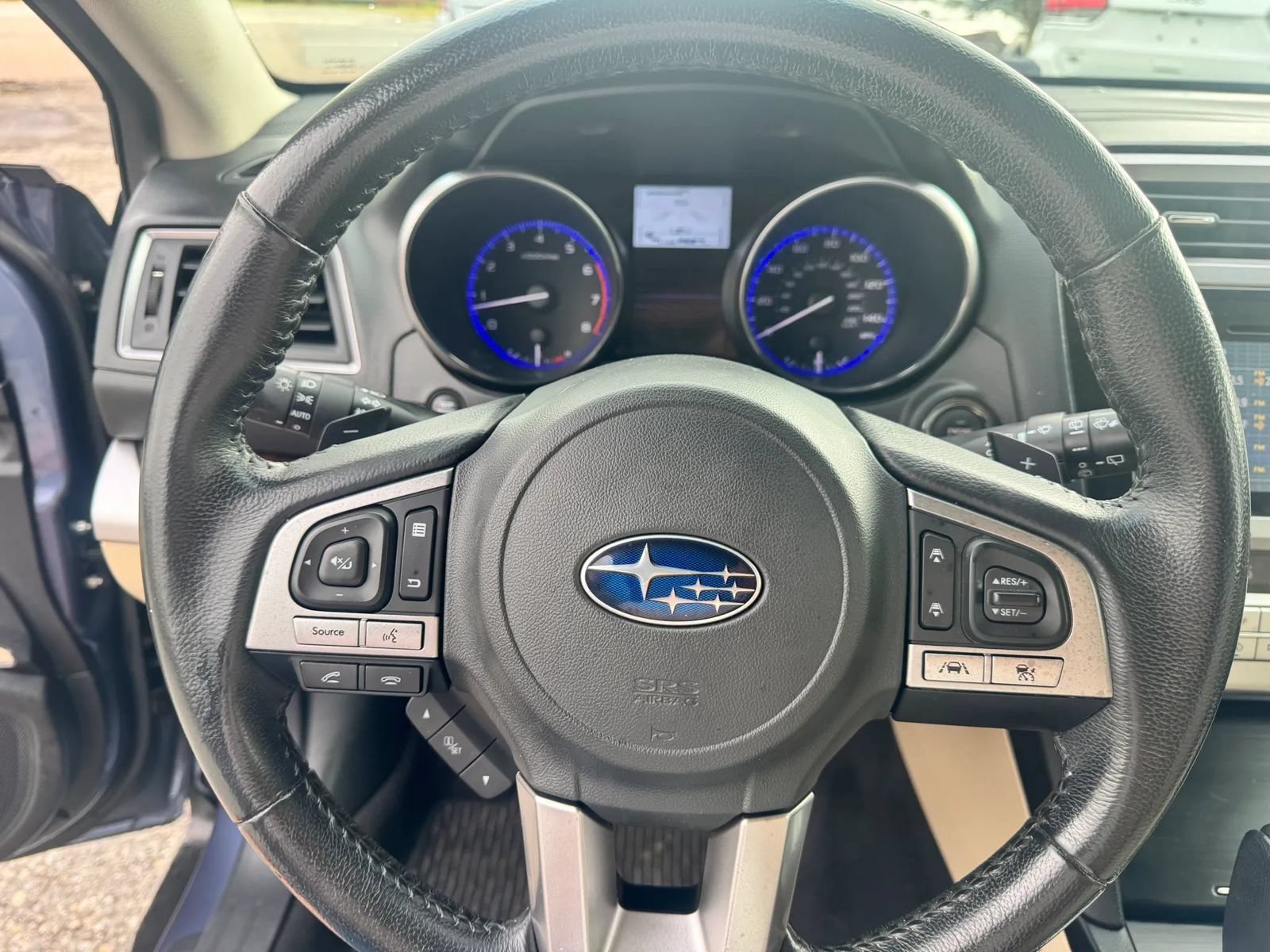Used 2017 Subaru Outback 2.5i Limited AWD/4WD image 16