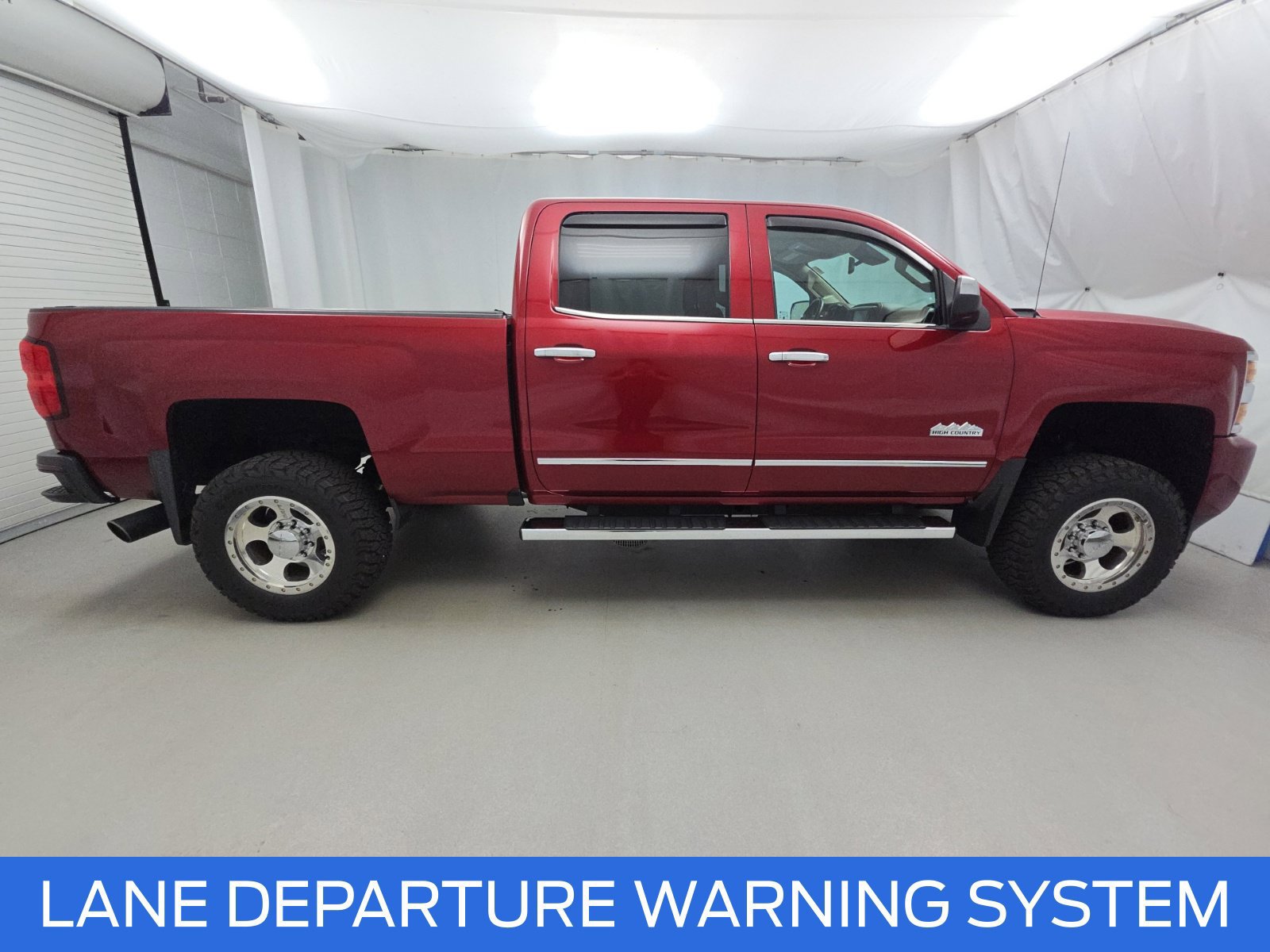 Used 2019 Chevrolet Silverado 2500 High Country AWD/4WD image 8