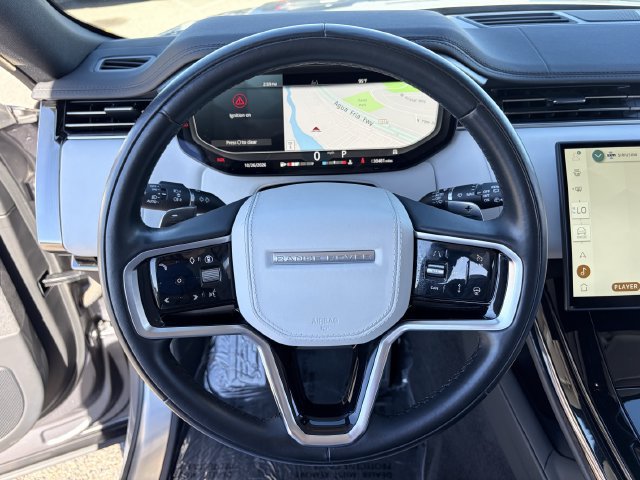 Used 2024 Land Rover Range Rover Sport SE AWD/4WD image 10
