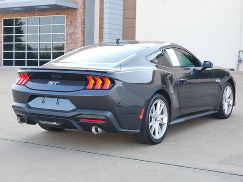 Used 2024 Ford Mustang GT Premium RWD image 4