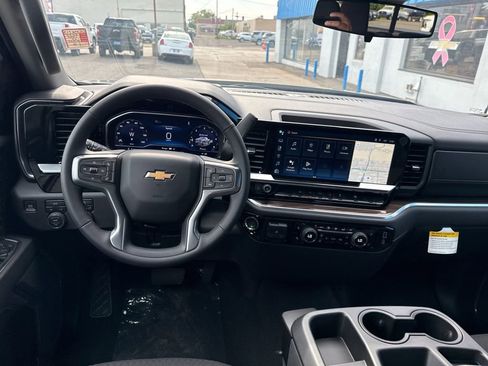 New 2025 Chevrolet Silverado 1500 LT w/ Convenience Package II image 26
