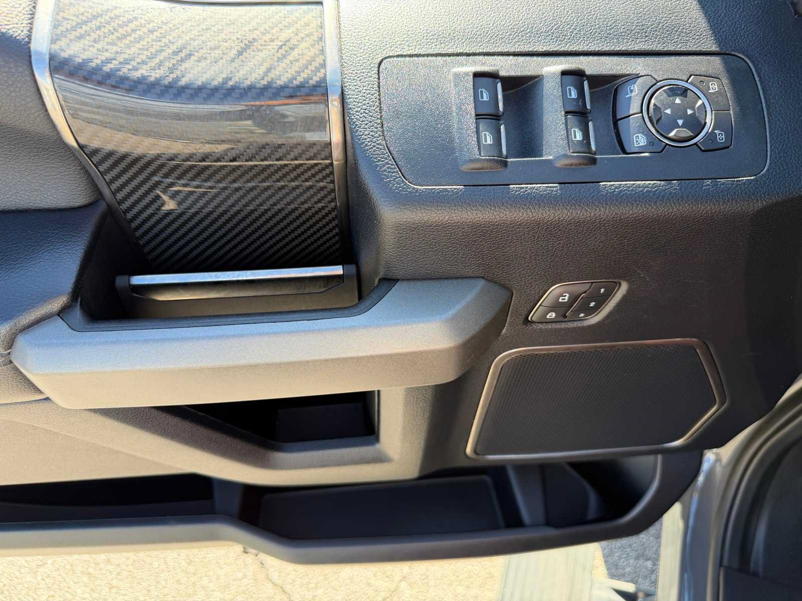 Used 2020 Ford F150 Raptor w/ Equipment Group 802A Luxury AWD/4WD image 14