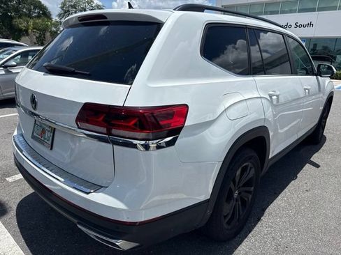 Used 2023 Volkswagen Atlas SE w/ Black Wheel Package FWD image 9