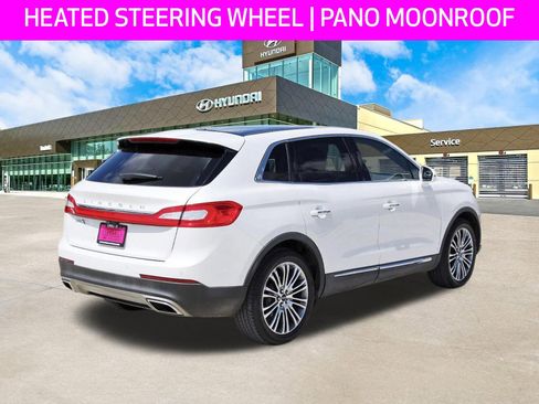 Used 2017 Lincoln MKX Reserve w/ Lincoln MKX Climate Package FWD image 5