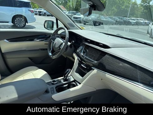 Used 2021 Cadillac XT6 Premium Luxury AWD/4WD image 33