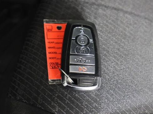 Certified 2022 Ford F150 XLT w/ Equipment Group 302A High image 44