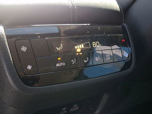 Used 2025 INFINITI QX60 Pure w/ Cargo Package image 12