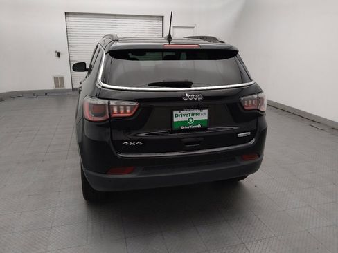 Used 2018 Jeep Compass Latitude w/ Popular Equipment Group AWD/4WD image 6