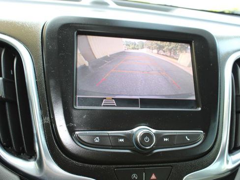 Used 2022 Chevrolet Equinox LT image 20