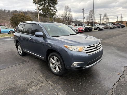 Used 2012 Toyota Highlander Limited image 2