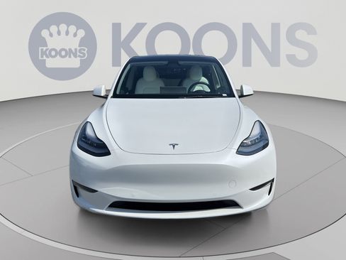 Used 2021 Tesla Model Y Long Range AWD/4WD image 11