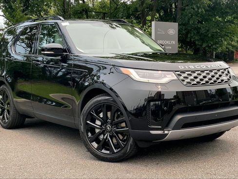 New 2026 Land Rover Discovery S AWD/4WD image 2