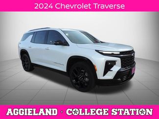 Used 2024 Chevrolet Traverse RS w/ LPO, Floor Liner Package FWD video 1