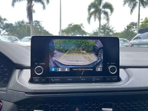 Used 2024 Honda Accord EX image 8