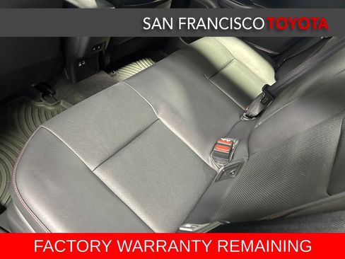 Used 2025 Toyota Prius Plug-In Hybrid image 17