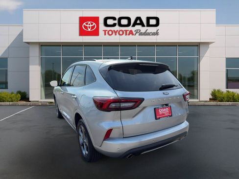 Used 2024 Ford Escape ST-Line w/ Tech Pack #1 AWD/4WD image 3