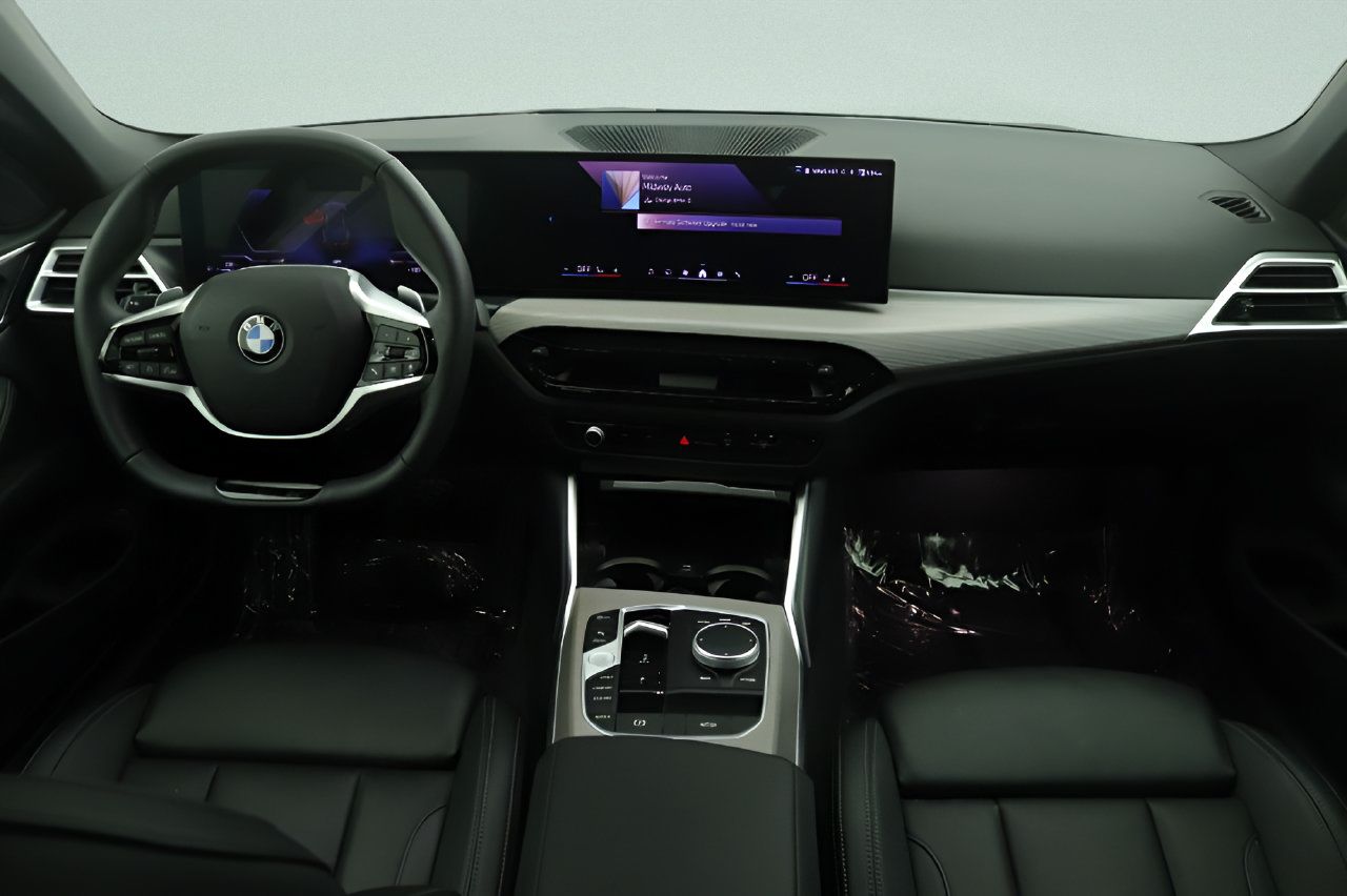 Used 2026 BMW 430i Convertible RWD image 7