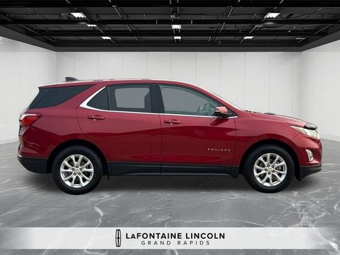 Used 2018 Chevrolet Equinox LT FWD image 6