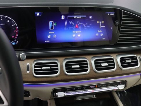 Certified 2026 Mercedes-Benz GLE 350 4MATIC image 11