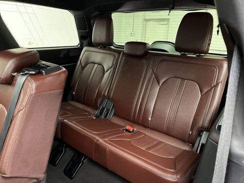 Certified 2024 Ford Expedition Limited AWD/4WD image 16