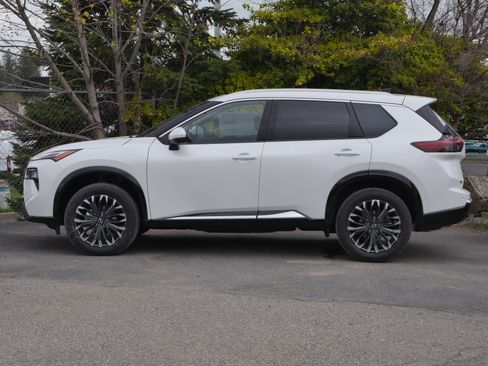 New 2026 Nissan Rogue Platinum w/ Platinum Premium Package AWD/4WD image 16