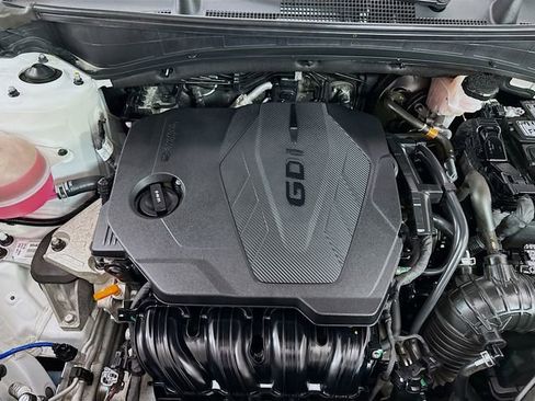 Used 2023 Kia Sportage SX image 31