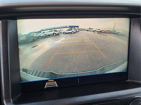 Used 2022 Chevrolet Colorado LT w/ Fleet Safety Package RWD image 27