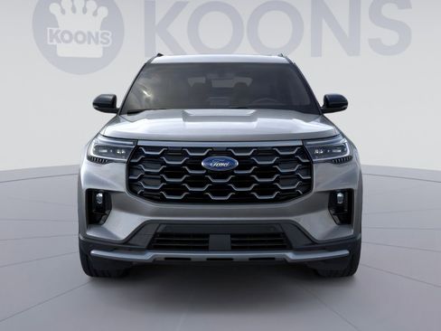 New 2026 Ford Explorer Platinum w/ LUX Leather Package image 8