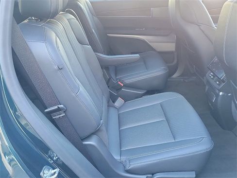 Used 2026 Cadillac Vistiq Luxury image 24