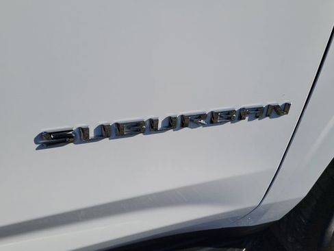 Certified 2024 Chevrolet Suburban LT image 7