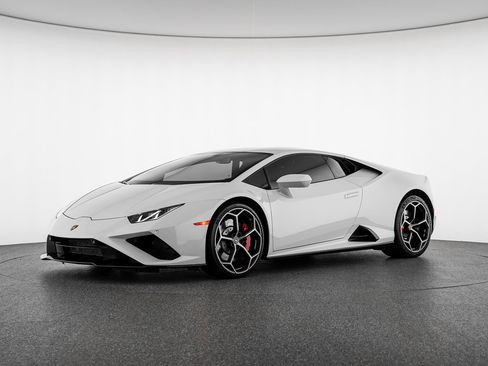 Used 2021 Lamborghini Huracan EVO RWD image 1