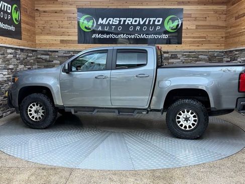 Used 2022 Chevrolet Colorado LT w/ LT Convenience Package AWD/4WD image 7