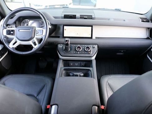 Used 2023 Land Rover Defender 110 S image 26