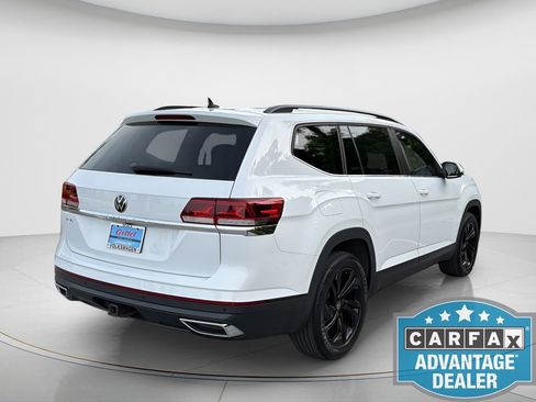 Used 2023 Volkswagen Atlas SE w/ Panoramic Sunroof Package image 6