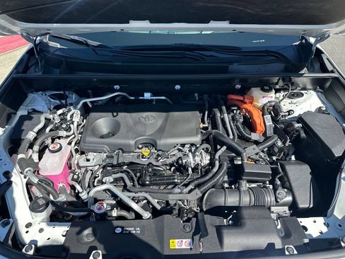 Certified 2022 Toyota RAV4 XSE AWD/4WD image 29