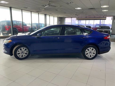 Used 2013 Ford Fusion S image 4