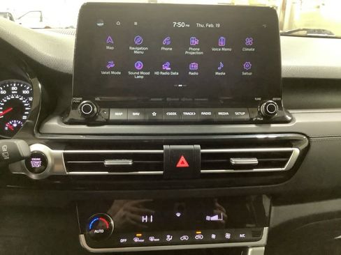 Used 2023 Kia Seltos SX w/ SX Sunroof Package image 16