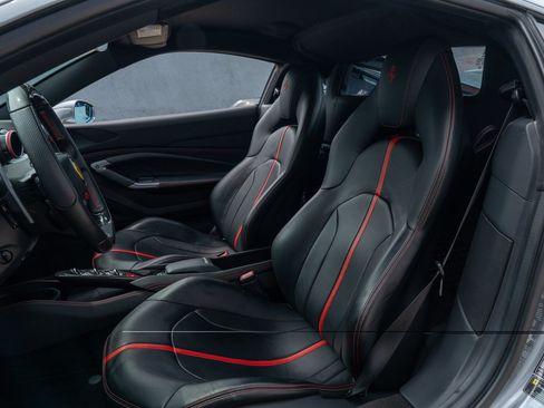 Used 2021 Ferrari F8 Tributo RWD image 32