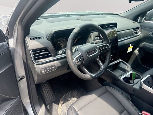 New 2027 GMC Terrain Elevation w/ Elevation Premium Package AWD/4WD image 10