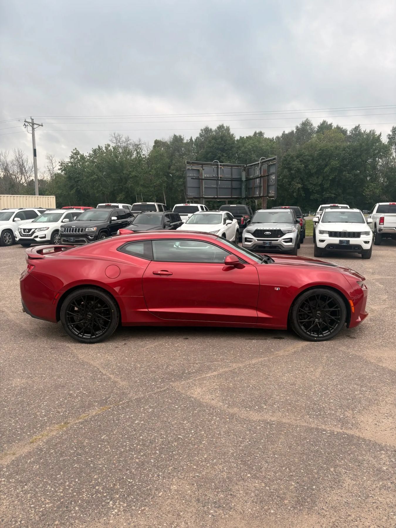 Used 2018 Chevrolet Camaro SS RWD image 6