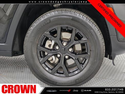 Certified 2024 Jeep Grand Cherokee Altitude AWD/4WD image 9