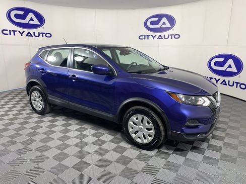 Used 2020 Nissan Rogue Sport S FWD image 1