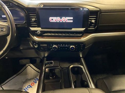 Used 2022 GMC Sierra 1500 SLT w/ SLT Premium Plus Package image 12