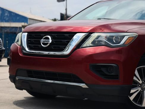Used 2017 Nissan Pathfinder S FWD image 16