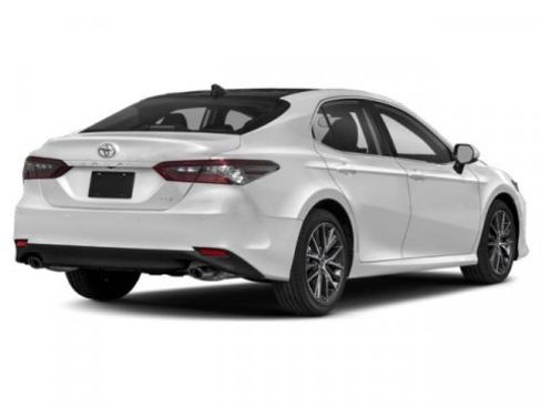 Used 2023 Toyota Camry XLE image 2