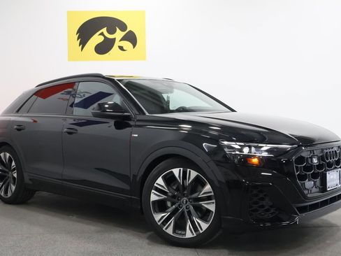 New 2026 Audi Q8 Prestige image 2